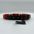 Load image into Gallery viewer, Dunkelbrauner Ledergürtel im rot/ orange/ rosafarbenen Polo-Design von der Marke Ascot Reitsportartikel.