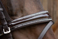 Load image into Gallery viewer, Trense Saint - Tropez - Ascot Reitsportbraun lack/ silberner Strass mit silbernen Beschlägen
